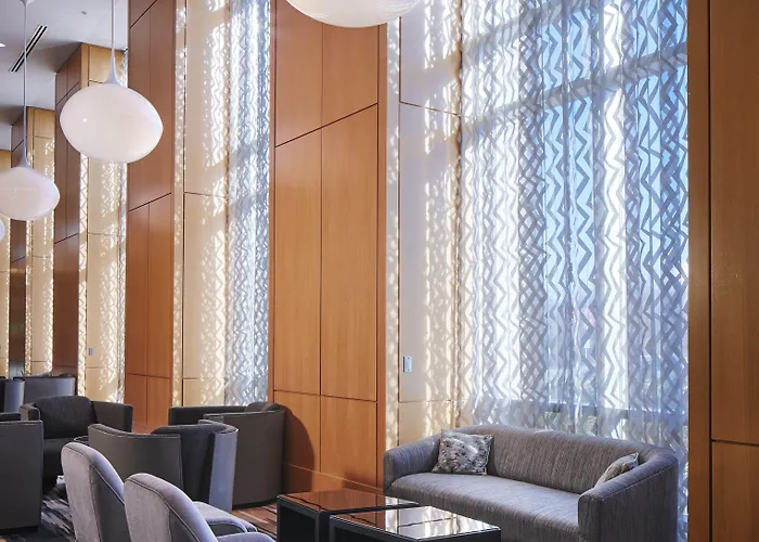 Loews Chicago O'hare Hotel 4*