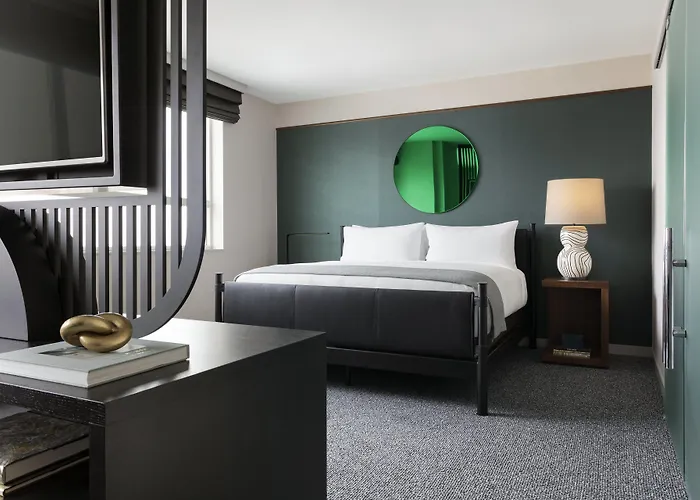 Loews Chicago O'hare 4*